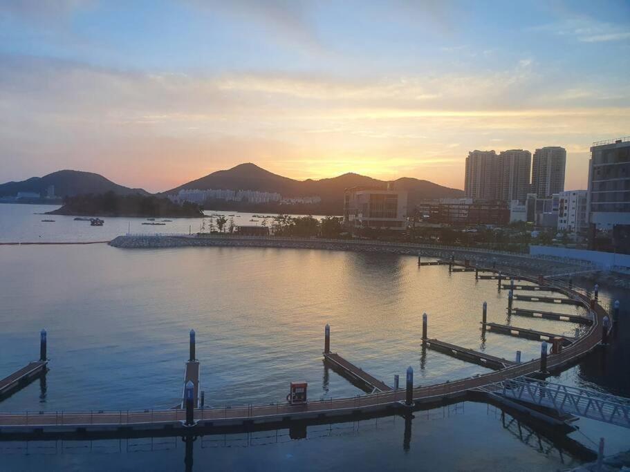 The Castle Ocean Marina Double Suite Yeosu Exterior foto